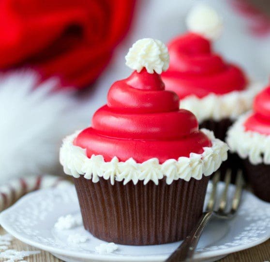 Christmas Hat Cupcakes Christmas Hat Cupcakes
