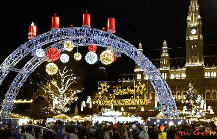 Vienna’s Christkindlmarkt Vienna’s Christkindlmarkt