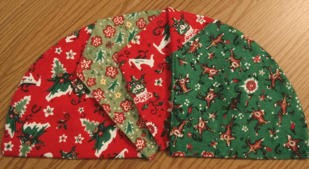 Sewn Half-Circle Tree Napkins Sewn Half-Circle Tree Napkins